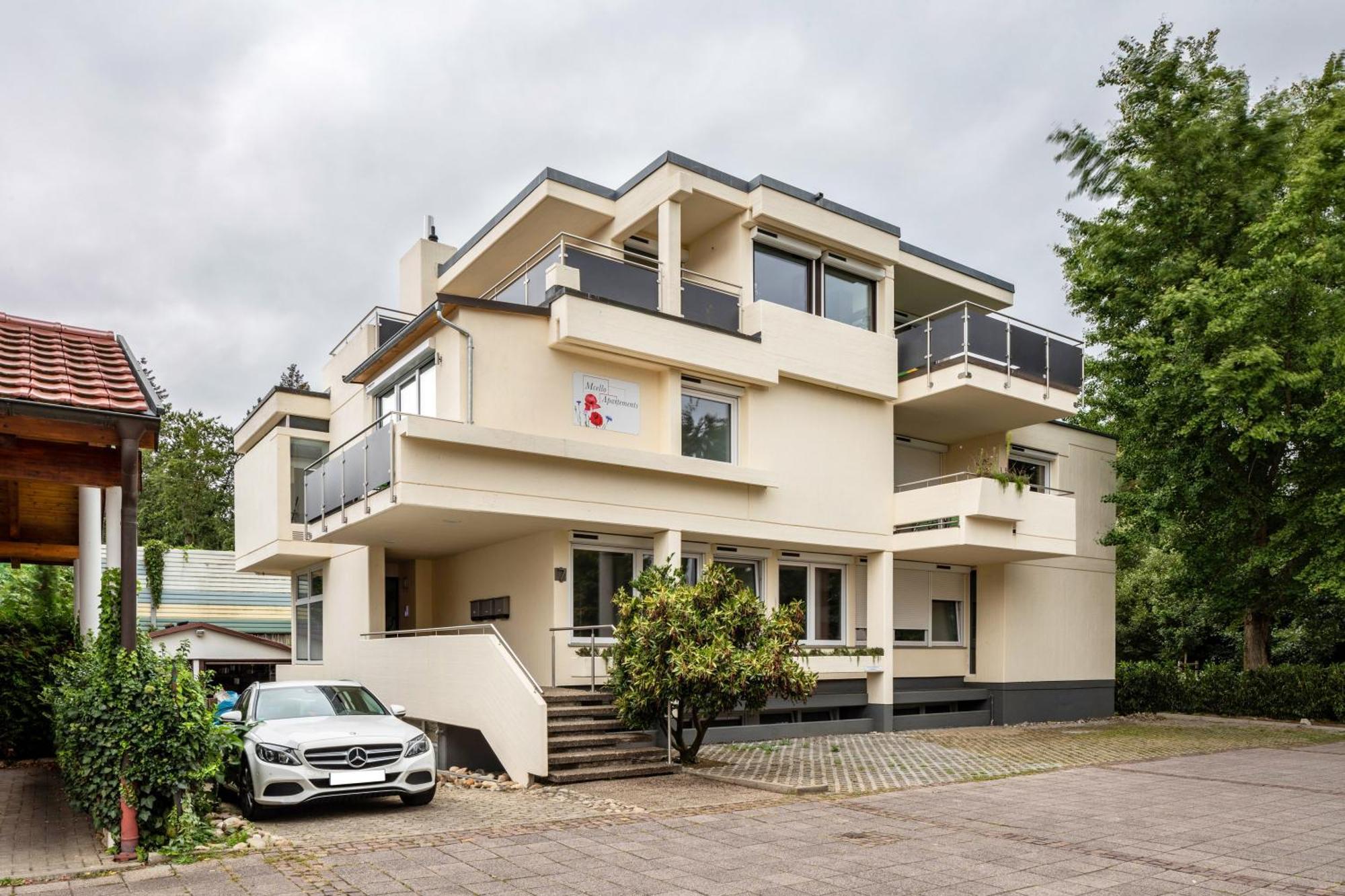 Mcello Apartments Bad Krozingen Bagian luar foto